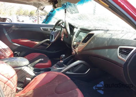 2012 Hyundai Veloster Base W/Red/Black z USA, uszkodzony, nr VIN KMHTC6AD7CU081791